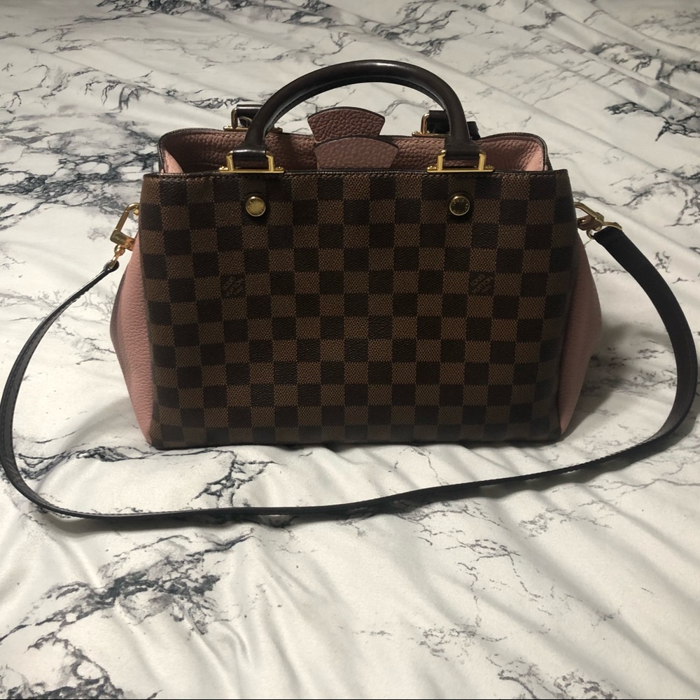 Louis Vuitton Brittany bag. 100% authentic